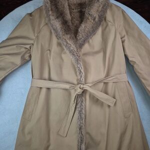 Forecaster of Boston woman tan faux fur lined trench 13/14